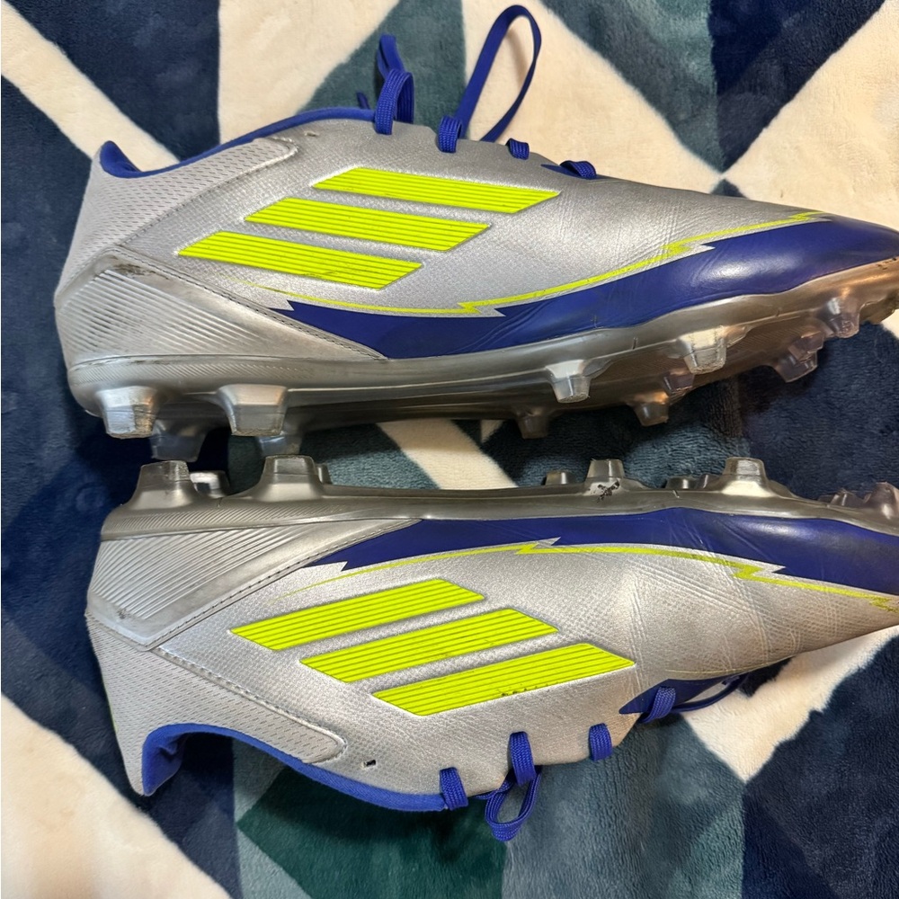adidas White, Blue & Neon Yellow F50 Messi Soccer Cleats - Picture 6 of 7